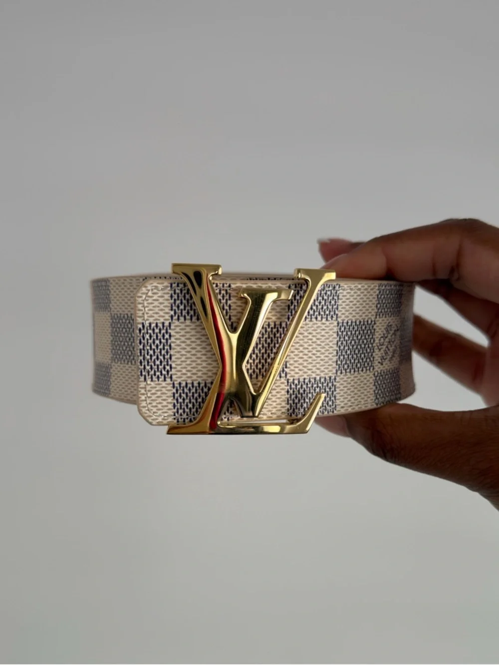 LV Initiales 40mm Reversible Belt - Picture 3 of 6